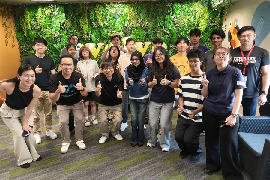 Nexius Labs workshop participants posing together after a hands-on AI session